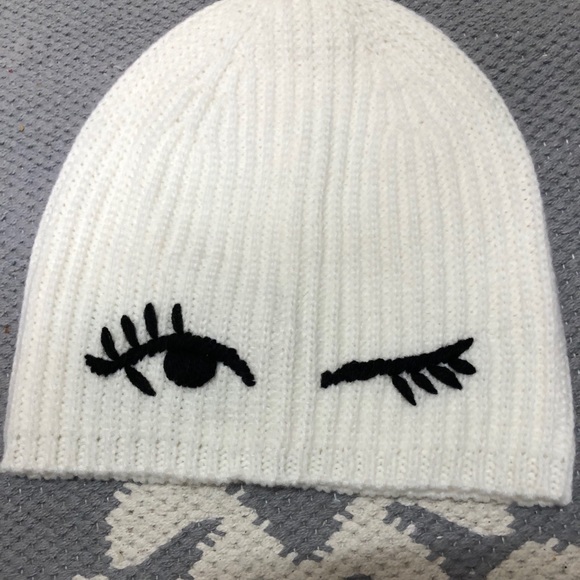 🆕 Kate Spade Winking Beanie Hat - Picture 2 of 4
